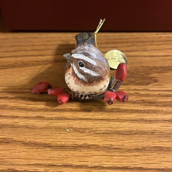 The Danbury Mint Christmas ornament - song sparrow - Picture 4 of 5